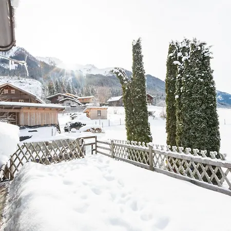 Casa vacanze Bramberg Near Wildkogelbahn Neukirchen am Großvenediger
